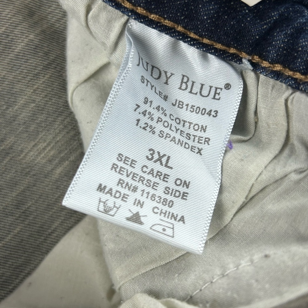 Judy Blue Mid Rise Denim Shorts Womens Size 3X NWT - Picture 8 of 10